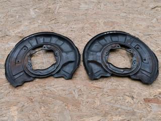 Пыльник тормозного диска задний Mercedes C-Class W204 2010