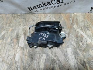 Замок двери передний правый Mercedes VIANO 2012