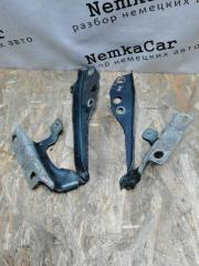 Запчасть петля капота volvo C30
