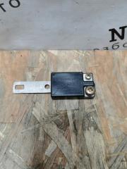 Запчасть усилитель антенны Mercedes W210 Рест 2000