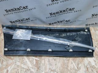 Молдинг двери задний левый Mercedes E-Classe W124