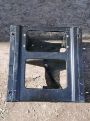 Короб сиденья передний правый Mercedes VIANO 2004