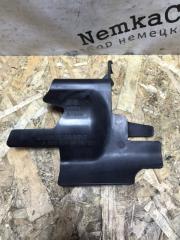 Диффузор радиатора Mercedes VIANO 2004