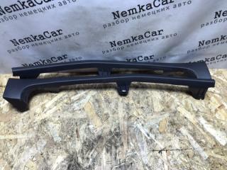 Запчасть обшивка арки пара задняя Volkswagen Passat B6 2006