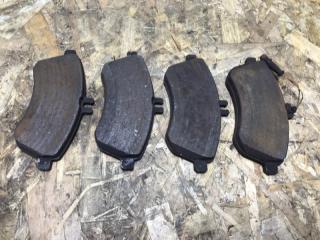 Фото запчасти тормозные колодки переднее Mercedes C-Class W204 2010 контрактная запчасть Запчасть тормозные колодки переднее Mercedes C-Class W204 2010