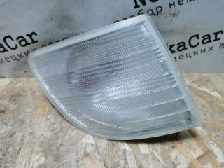 Поворотник передний правый Mercedes Vito 2001