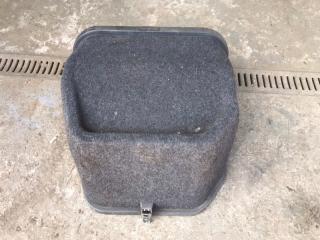 Запчасть капот Mercedes T1 1990