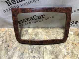 Рамка магнитолы Mercedes Vito 2005