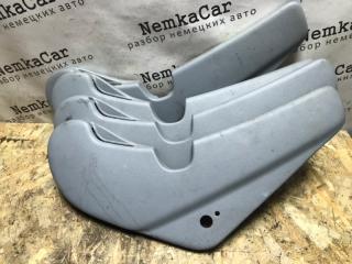 Накладка сиденья правая Mercedes Vito 2005