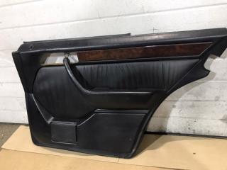 Обшивка двери задняя правая Mercedes W124 1993