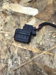 Запчасть кнопка отключения сигнализации Volkswagen Passat B6 2007