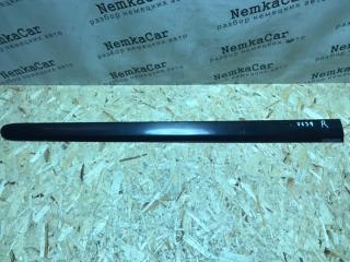 Молдинг двери передний правый Mercedes VIANO 2004