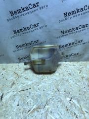 Запчасть бачок расширительный Mercedes W124 1989