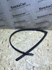 Уплотнитель двери передний левый Mercedes VIANO 2004