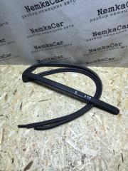 Уплотнитель двери передний правый Mercedes VIANO 2004