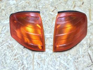 Поворотник Mercedes W202 1996