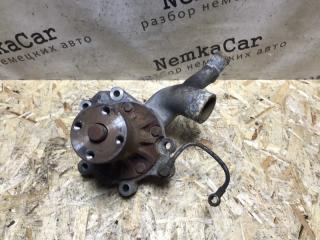 Корпус помпы Mercedes w123 1985