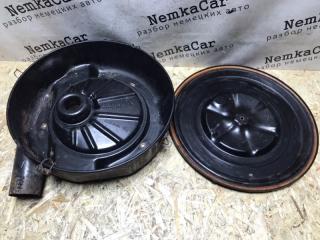 Корпус воздушного фильтра Mercedes w123 1985