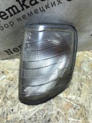 Поворотник левый Mercedes W124 1994