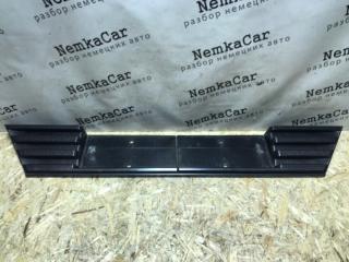 Бленда HELLA BLACK Mercedes W124 1993