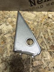 Уголок зеркала левый Mercedes w123 1980