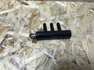 Клапан вакуумный Mercedes w123 1980