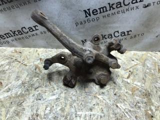 Кулак поворотный передний левый Mercedes W124 1989