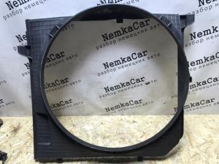 Диффузор радиатора Mercedes W124 1995