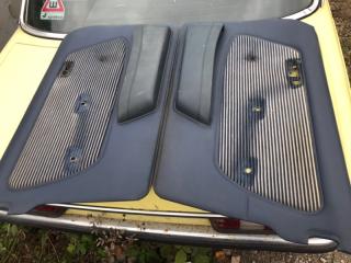 Обшивка двери Mercedes w123 1980