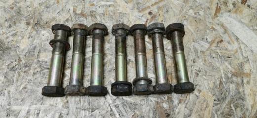 Запчасть болты подвески Mercedes w123 1980