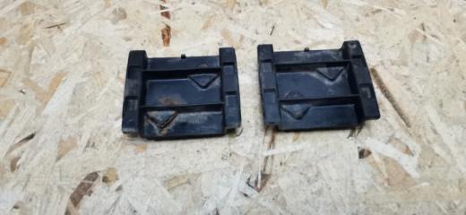 Кронштейн бампера задний Mercedes W124 1993