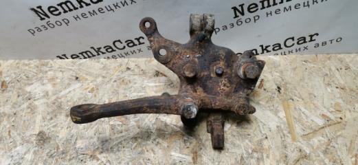 Кулак поворотный передний правый Mercedes W124 1989