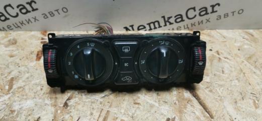 Блок управления климат-контролем Mercedes C180 1996