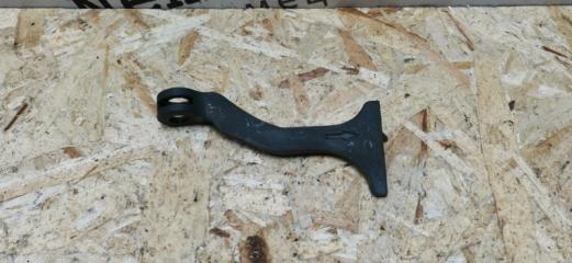 Фото запчасти ручка капота Mercedes C180 1996 контрактная запчасть Запчасть ручка капота Mercedes C180 1996