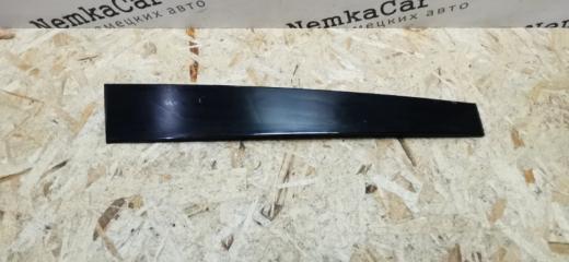 Накладка двери передняя правая Mercedes W202 1996