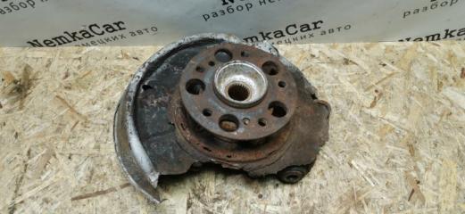 Кулак поворотный задний правый Mercedes C180 1996