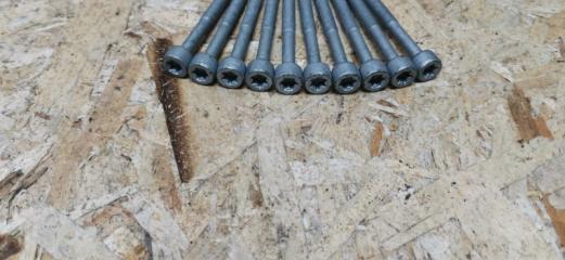 Запчасть болт крепления форсунки Mercedes C-Class