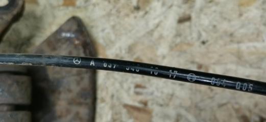 Кулак поворотный передний правый VIANO 2011 639 рест 651.940