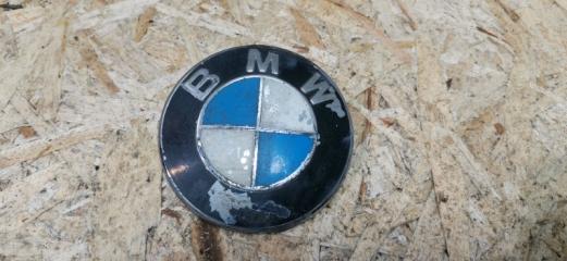 Фото запчасти эмблема на капот BMW 5-Series 1996 Б/У запчасть Запчасть эмблема на капот BMW 5-Series 1996