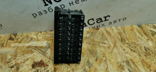 Блок предохранителей VIANO 2011 639 рест 651.940