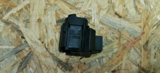 Кнопка кикдауна Mercedes W124 Седан 104.942