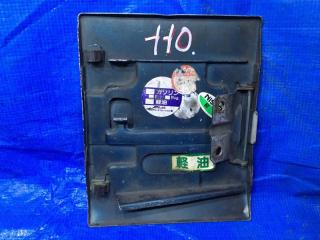 Лючок бензобака MITSUBISHI DELICA