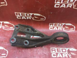 Крепление редуктора TOYOTA NOAH контрактная Крепление редуктора TOYOTA NOAH