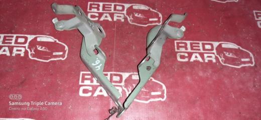 Петля капота TOYOTA SIENTA контрактная Петля капота TOYOTA SIENTA