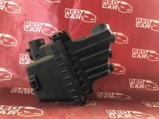 Корпус воздушного фильтра TOYOTA IST