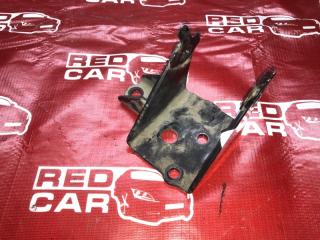 Кронштейн опоры двигателя левый TOYOTA COROLLA FIELDER