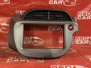 Консоль магнитофона HONDA FIT 2008