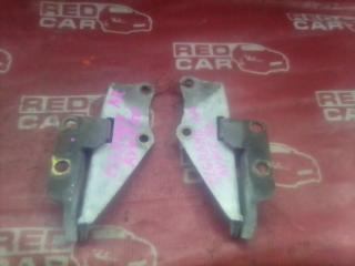 Петля капота NISSAN ELGRAND контрактная Петля капота NISSAN ELGRAND