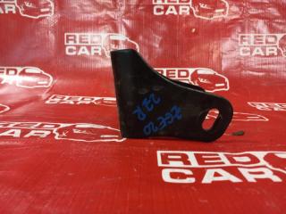 Кронштейн опоры двигателя передний TOYOTA WISH