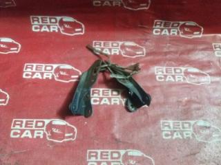 Петля капота HONDA CR-V контрактная Петля капота HONDA CR-V